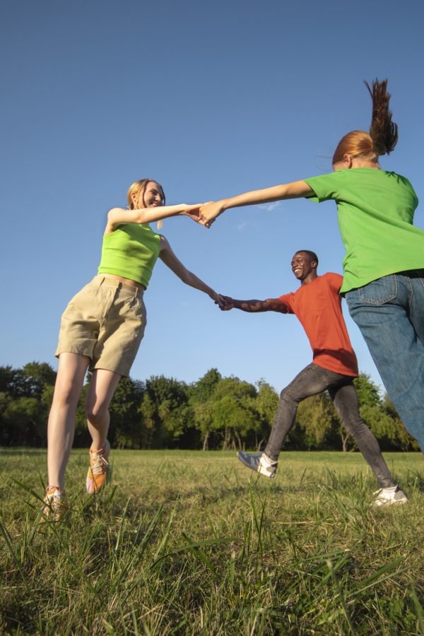 lifestyle-people-jumping-around lifestyle-people-jumping-around